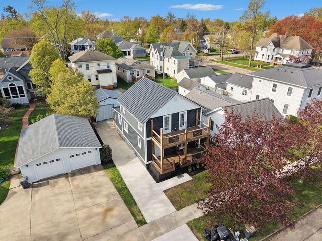 310 Huron Street, South Haven City, MI 49090
