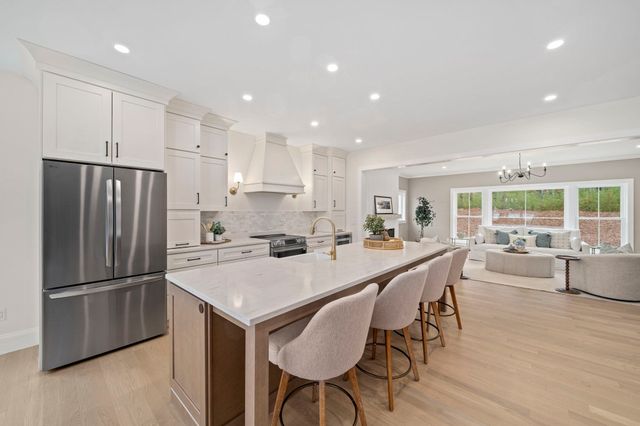 45 Red Gold Farm Road, Marshfield, MA 02050