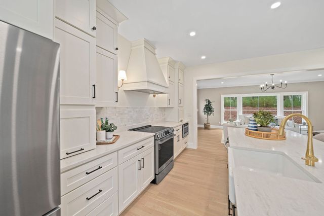 45 Red Gold Farm Road, Marshfield, MA 02050