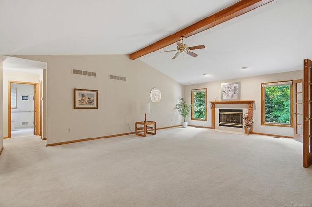 6704 Redford Circle, Troy, MI 48085