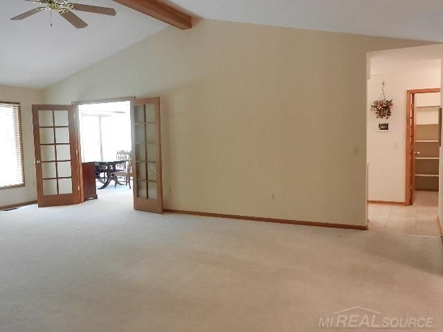 6704 Redford Circle, Troy, MI 48085