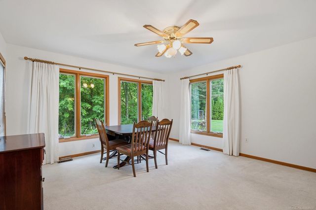 6704 Redford Circle, Troy, MI 48085