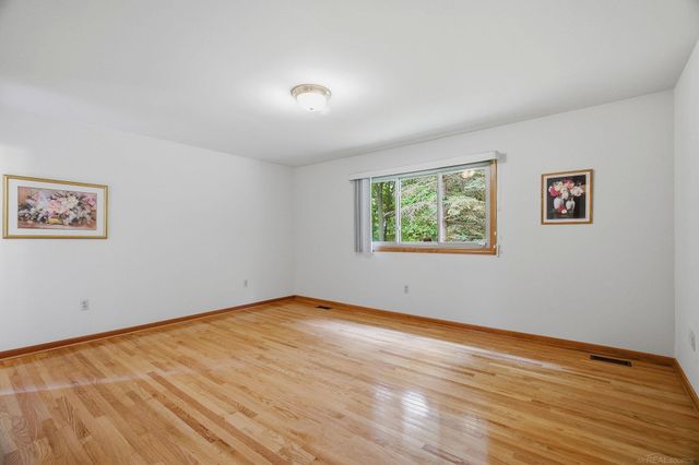 6704 Redford Circle, Troy, MI 48085