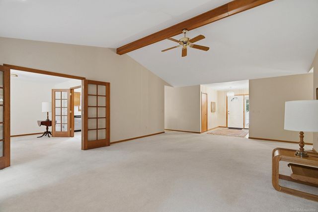 6704 Redford Circle, Troy, MI 48085