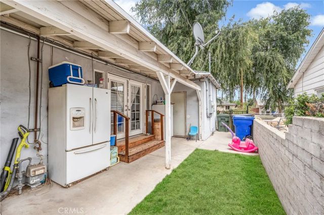 2276 Cedar St, San Bernardino, CA 92404