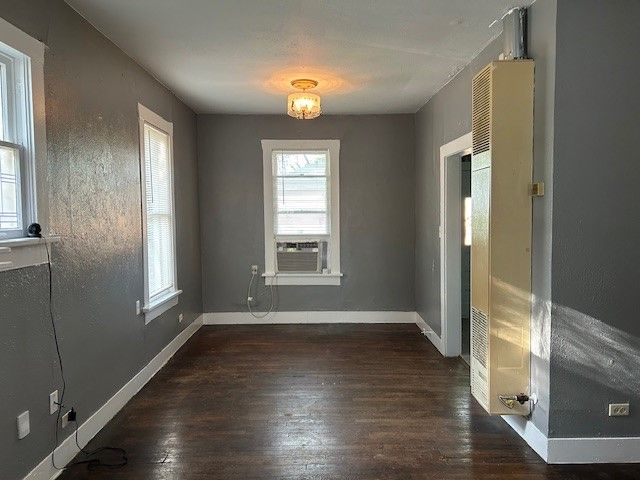 1615 Kenley Avenue, Fort Worth, TX 76107