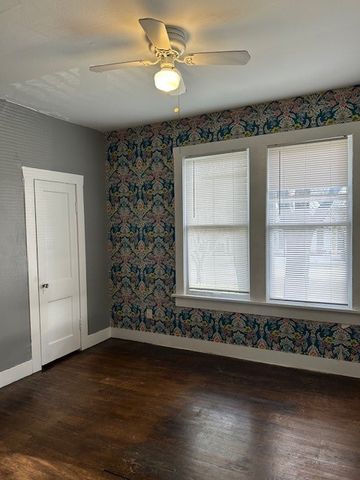 1615 Kenley Avenue, Fort Worth, TX 76107