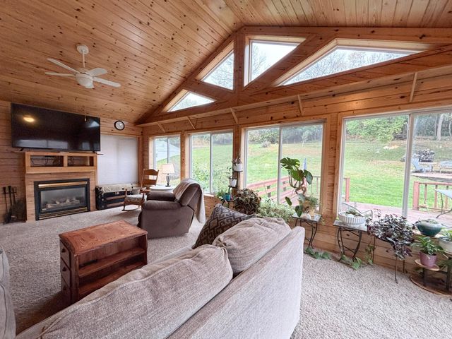 324 N Vine Street, Fergus Falls, MN 56537