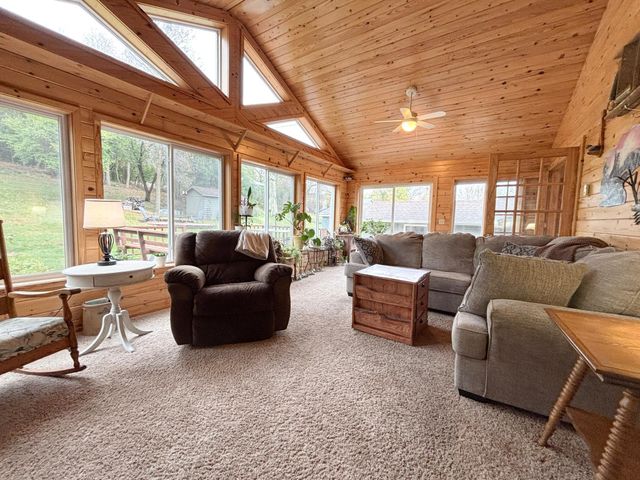 324 N Vine Street, Fergus Falls, MN 56537