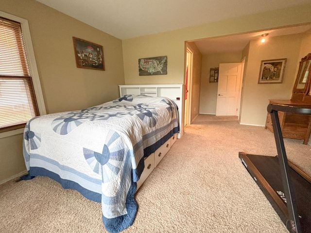 324 N Vine Street, Fergus Falls, MN 56537