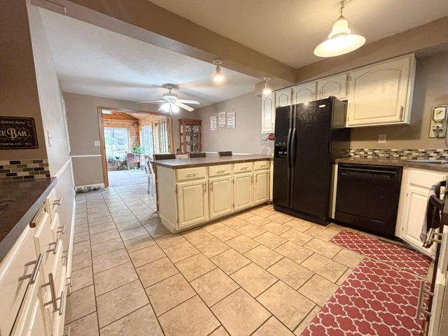 324 N Vine Street, Fergus Falls, MN 56537