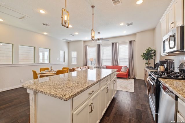2009 MCCULLOUGH AVE, San Antonio, TX 78212