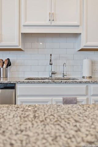 2009 MCCULLOUGH AVE, San Antonio, TX 78212