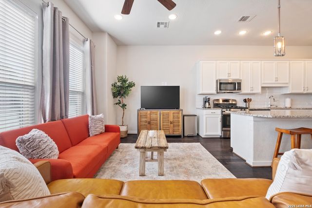 2009 MCCULLOUGH AVE, San Antonio, TX 78212