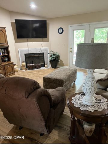 4667 Fox Trace, Marianna, FL 32446