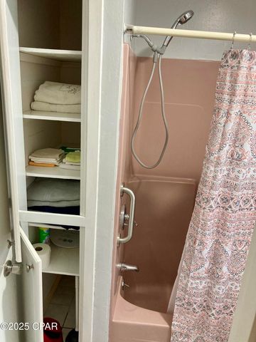 4667 Fox Trace, Marianna, FL 32446