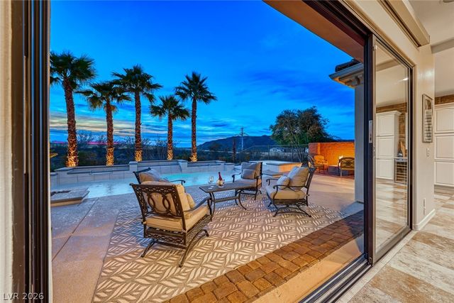 61 Contrada Fiore Drive, Henderson, NV 89011