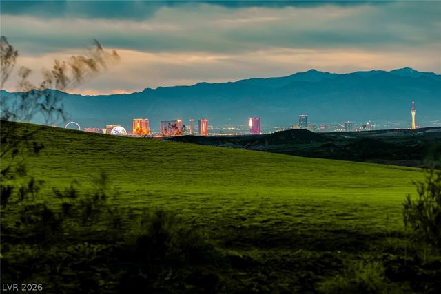 61 Contrada Fiore Drive, Henderson, NV 89011