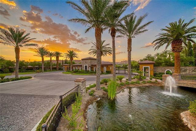 61 Contrada Fiore Drive, Henderson, NV 89011