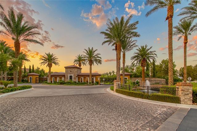 61 Contrada Fiore Drive, Henderson, NV 89011