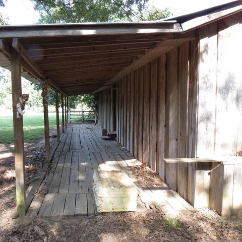 9201 Old Warren Road, Pine Bluff, AR 71603