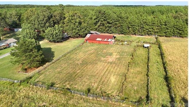 9201 Old Warren Road, Pine Bluff, AR 71603