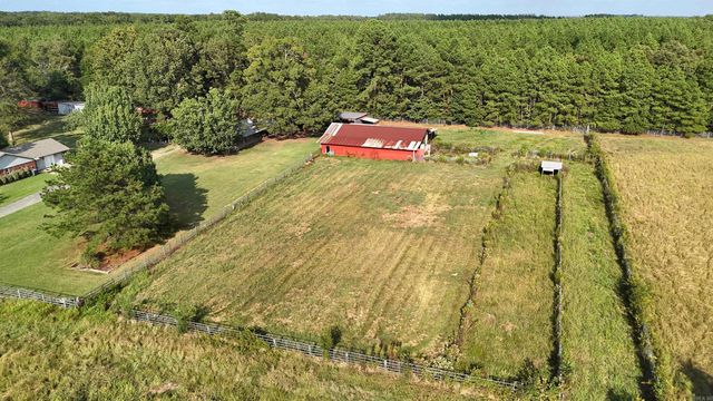 9201 Old Warren Road, Pine Bluff, AR 71603