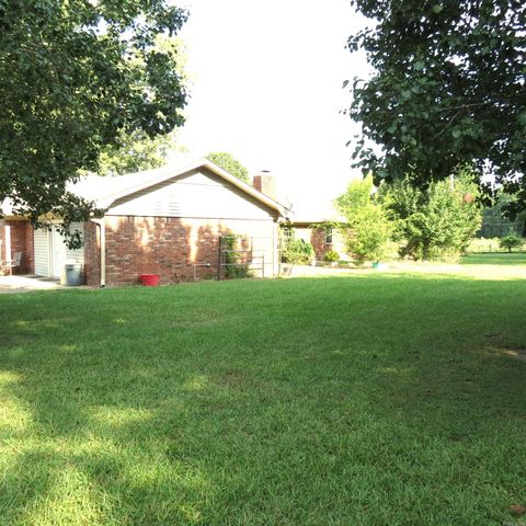 9201 Old Warren Road, Pine Bluff, AR 71603