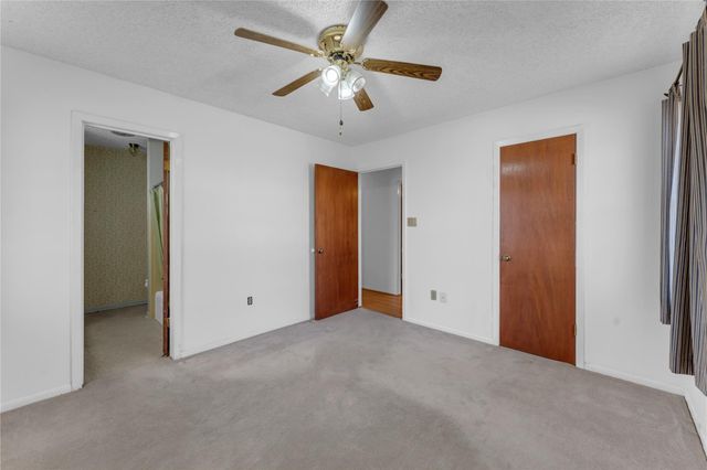 901 N Hill ST, Burnet, TX 78611