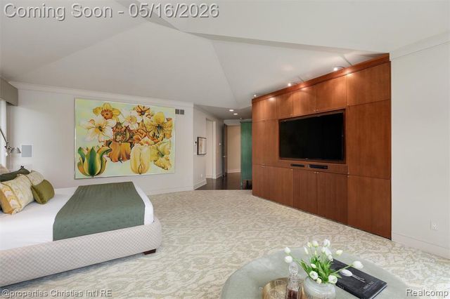 4712 Buckby Cross, Bloomfield Hills, MI 48302