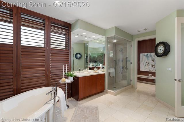 4712 Buckby Cross, Bloomfield Hills, MI 48302