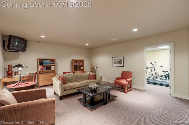 4712 Buckby Cross, Bloomfield Hills, MI 48302