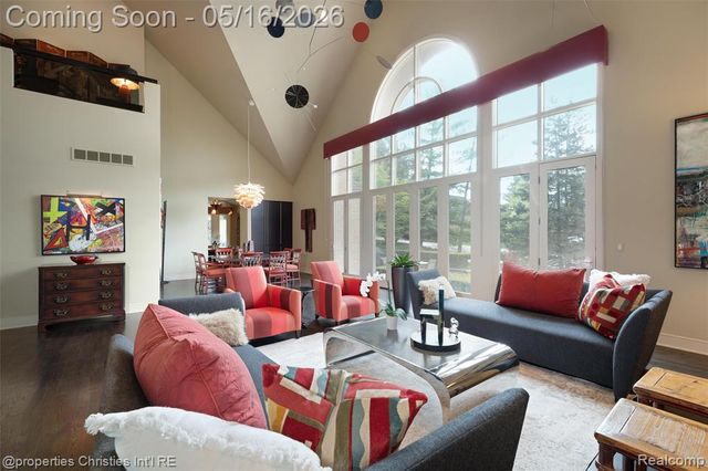 4712 Buckby Cross, Bloomfield Hills, MI 48302