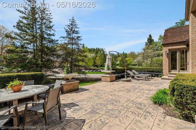 4712 Buckby Cross, Bloomfield Hills, MI 48302