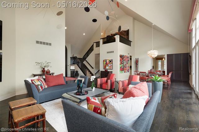 4712 Buckby Cross, Bloomfield Hills, MI 48302