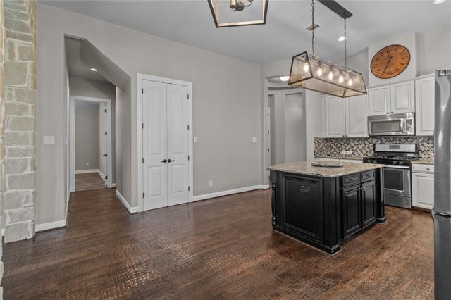 3012 Monticello Pines Lane, League City, TX 77573