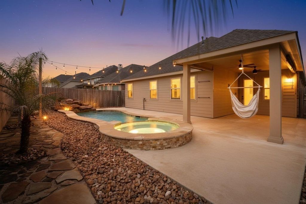 3012 Monticello Pines Lane, League City, TX 77573