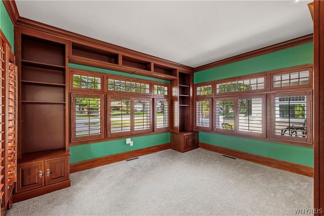5079 Woodland Drive, Lewiston, NY 14092