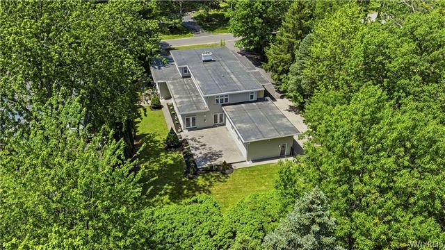 5079 Woodland Drive, Lewiston, NY 14092