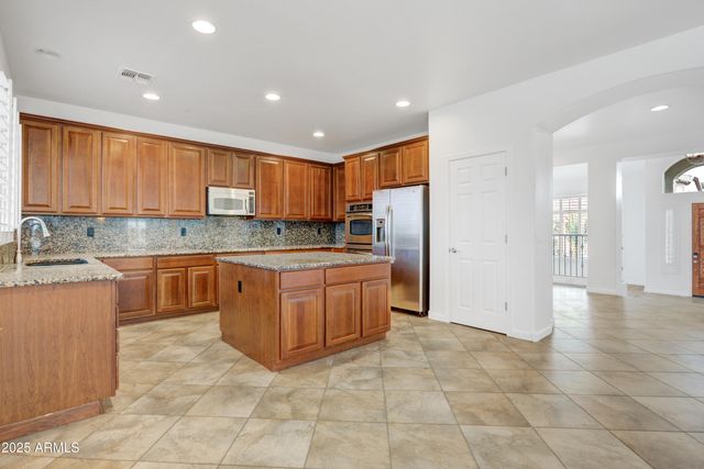 33406 N 23RD Drive, Phoenix, AZ 85085