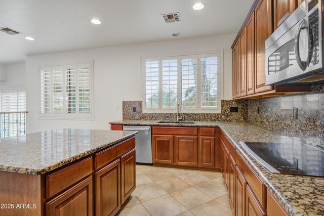 33406 N 23RD Drive, Phoenix, AZ 85085