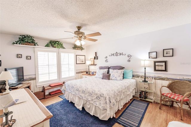 6030 E PEPPERTREE WAY 222A, Sarasota, FL 34242