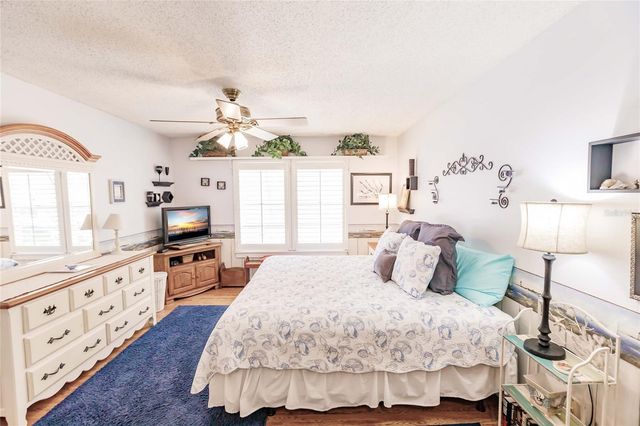 6030 E PEPPERTREE WAY 222A, Sarasota, FL 34242
