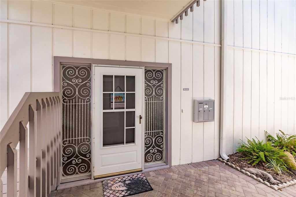 6030 E PEPPERTREE WAY 222A, Sarasota, FL 34242