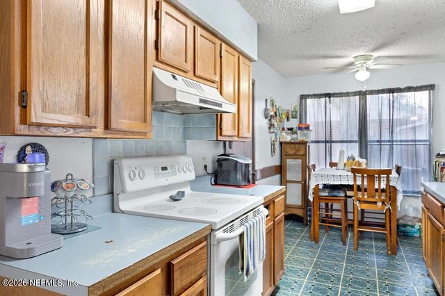 6247 CRANBERRY Lane E, Jacksonville, FL 32244