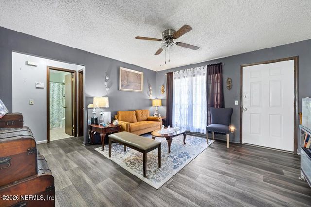 6247 CRANBERRY Lane E, Jacksonville, FL 32244