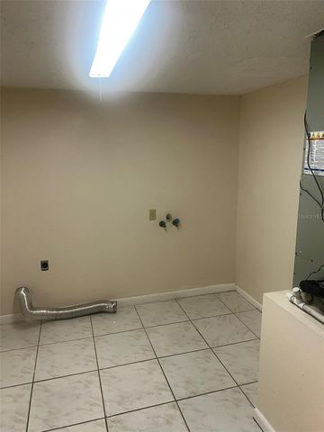 5205 DUBLIN PLACE, Tampa, FL 33624