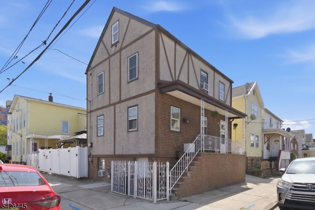 43 Bank St, Elizabeth City, NJ 07201 — photo 2