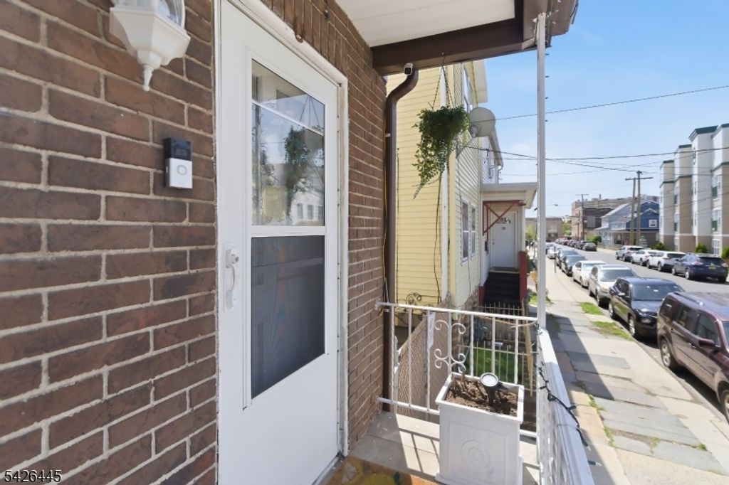 43 Bank St, Elizabeth City, NJ 07201 — photo 3