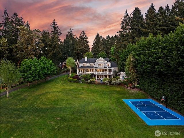 543 Hyak Drive, Fox Island, WA 98333